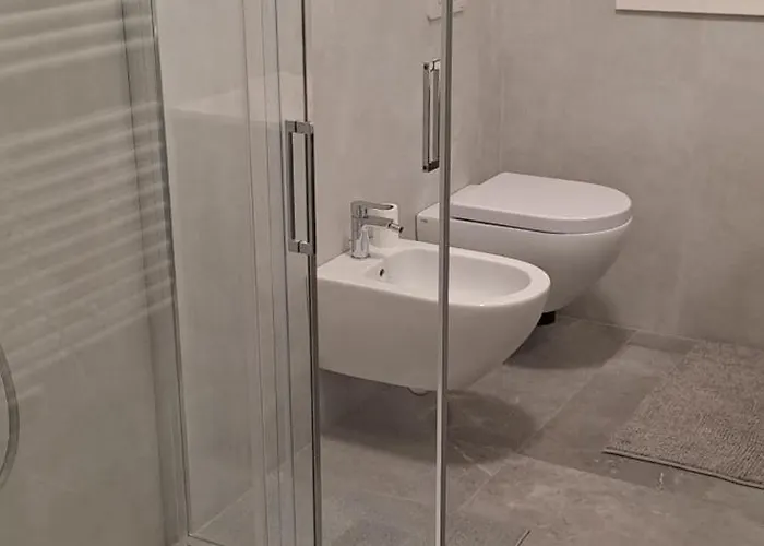 2 Viale Diana 3 Piano Secondo