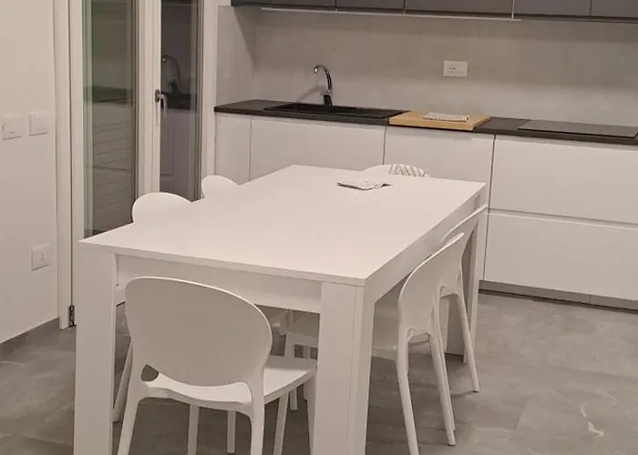 2 Viale Diana 3 Piano Secondo * Cervia